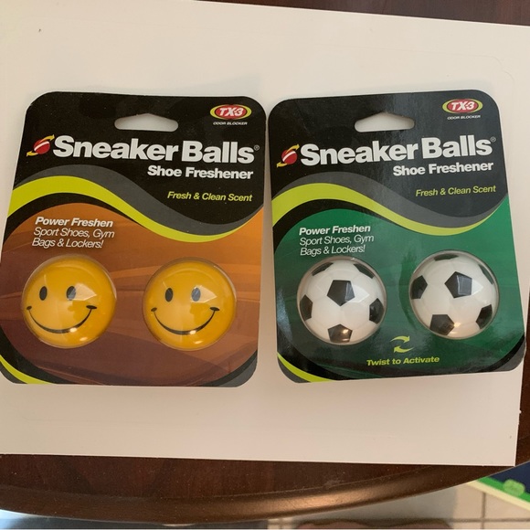 DEODORIZING Implus Footcare LLC Soccer & Smile Sneaker Odor Balls NWT for 1 PKG - Picture 5 of 9